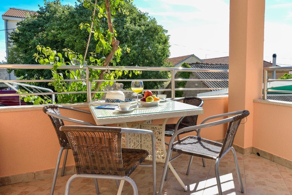 Villa Zdenka Pakostane Bagian luar foto