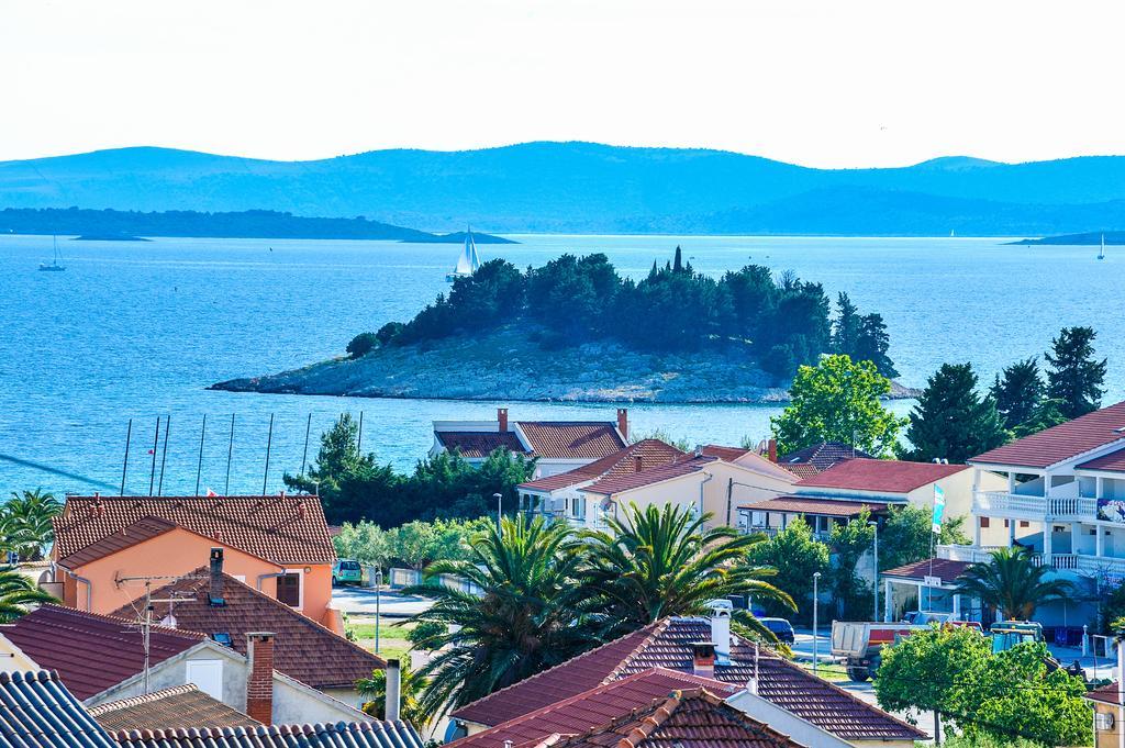 Villa Zdenka Pakostane Bagian luar foto