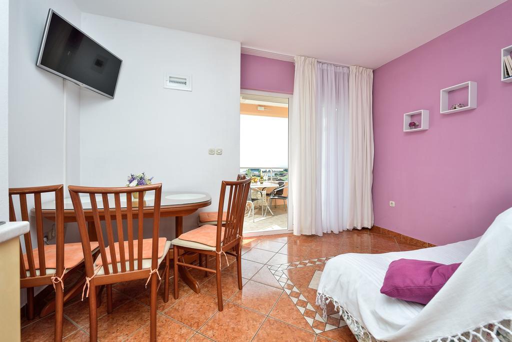 Villa Zdenka Pakostane Bagian luar foto